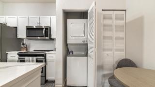 Landing - Modern Apartment with Amazing Amenities (ID7593X55) - 1