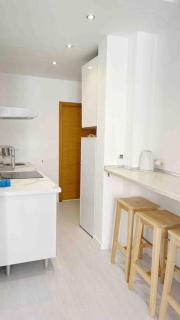 Stylish 2 Bedroom Apartment Next to LaMerced Plaza - 3