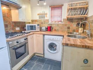 Rope Cottage - traditional cottage close to town - Bridport - 3