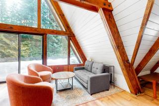 Alpine Modern A-Frame - Snoqualmie Pass - 8