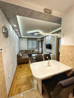 Centar Lux 23d - Zlatibor - 2