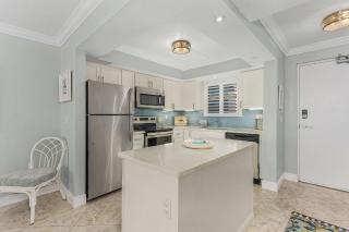 Beach Villas # 304 - BOGO24 condo - Fort Myers Beach - 4