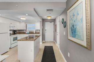Welcome to Beach Villa's # 602 Vacation Rental - 250 Estero Blvd condo - Fort Myers Beach - 5