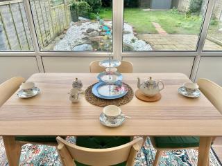 Betty's Bungalow - Lancing - 5