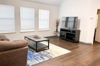 Modern Spacious Home in Frisco - Frisco - 1