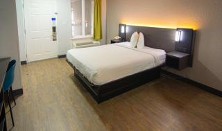 Studio 6-Coral Springs, FL - Fort Lauderdale - Coral Springs - 2