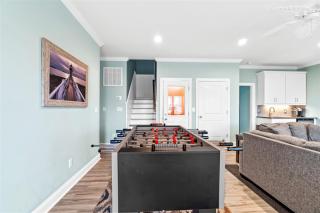 Beach Easy Private Heated Pool, Tiki Bar, Elevator - Ocean Isle Beach - 5