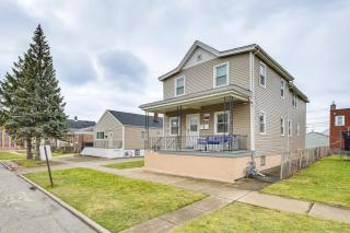 Walk to Metra Pet-Friendly Blue Island Apt - Blue Island - 8