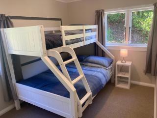 Peaceful Picton Home - Picton - 8