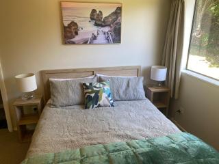 Family friendly 4 bedroom home with outdoor living - Picton - 3