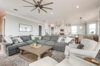 Footprints in the Sand - Luxe Freeport Home! - Freeport - 8
