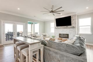 Footprints in the Sand - Luxe Freeport Home! - Freeport - 6