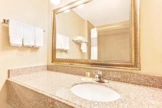 Days Inn by Wyndham Oklahoma City - 8