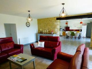Gîte rénové avec jardin clos, proche plages, Wifi, parking pour voiture électrique - FR-1-426-164 - Le Bernard - 5