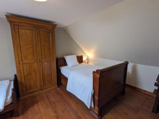 Charmant Gîte Familial avec Grand Terrain, à Proximité de Fontgombault et de la Creuse - FR-1-591-118 - 2