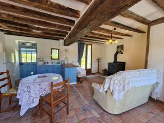 Gîte charmant en Berry avec terrasse, jardin, parking et chauffage inclus - FR-1-591-364 - Lignac - 9