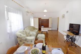 Apartments with WiFi Umag - 22353 - 3
