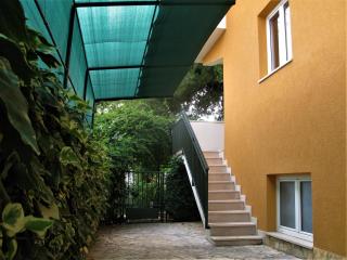 Apartments by the sea Okrug Gornji, Ciovo - 22139 - Trogir - 4