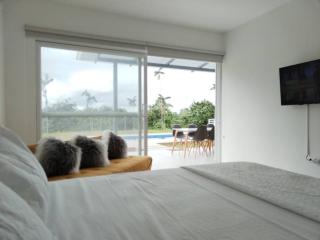 Hermosa casa Piscina privada + 3 piscinas/cascada - Pedro Vicente Maldonado - 0