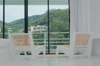 MoonE - Ban Karon - 9