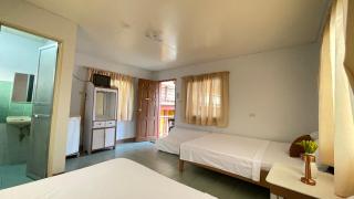 Manalo's Lodge and Restaurant - 2