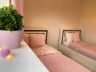 Contractors Home - 4 Bedroom Long Stays Welcome - Barnsley - Shafton - 9