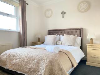 Contractors Home - 4 Bedroom Long Stays Welcome - Barnsley - 1