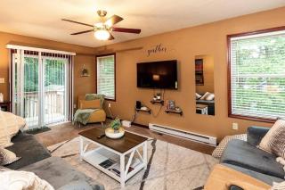 Chalet with Hot Tub near Lake, Pool and Beach - Albrightsville - 7