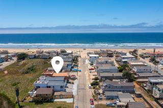 Steps to the Beach! Rooftop Deck! Firepit & BBQ! - Oceano - 8