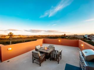 Steps to the Beach! Rooftop Deck! Firepit & BBQ! - Oceano - 9