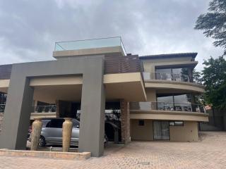 One O Eight Boutique Hotel - 1