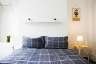 Cosy 4 bedroom Liverpool -L6/Sleeps 8 Free Parking - Liverpool - 1
