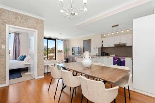 3br East Perth Penthouse Views & Style - 3