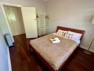 West Busselton Cottage - Broadwater - 1