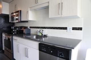 Queen Anne Abode - 1 Block from CPA! - Free Parking! - Seattle - 2