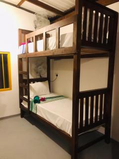 Tharurashmi Sea Pond villa & Surf Hostel - Hiriketiya - 6