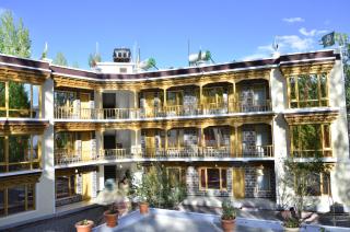 Hotel Lhalingkha - Leh - 0