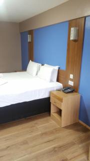Gilson Hotel - Hull - 3