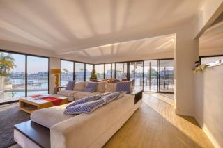 Sunset Waters - Big Waterfront - Heated Pool - Point Position - 10m Pontoon - Views - 90day Stays - 8