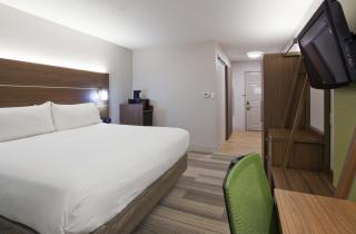 Holiday Inn Express Hotel & Suites Minneapolis-Golden Valley by IHG - Minneapolis - 1