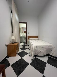 Hostal Los Amigos - 2