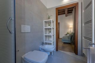 GuestHost - Nel Centro Storico Lovely Apartment - 1