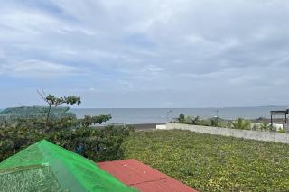 Lover's Point Beach Front Resort - Lian - 6