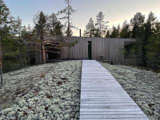 Villa Jäkälä - An architectural wooden villa by the lake - Rokua - 9