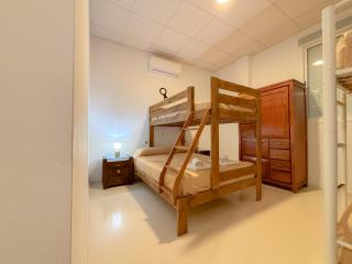 Albergue Multiaventura Active Andalucia - Almodóvar del Río - 9