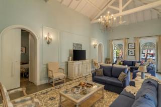 Casa Palms by Hireavilla - 5BR Villa with Private Pool in Candolim - Candolim - 3