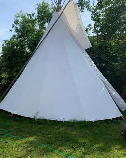 TeePee OPPIDUM Praha-MotoFamily - Lhota - 9