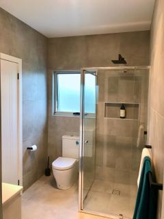 A Sanctuary at Denhams - Family & Pooch Friendly - Surf Beach - 1
