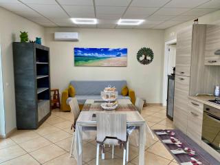 Appartamento Casa Crispino Mansarda n4 per 3 persone - Frattaminore - 0