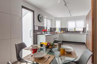 Exceptional Sunlit Apart Marsaskala Bay - Happy Rentals - Marsaskala - 8